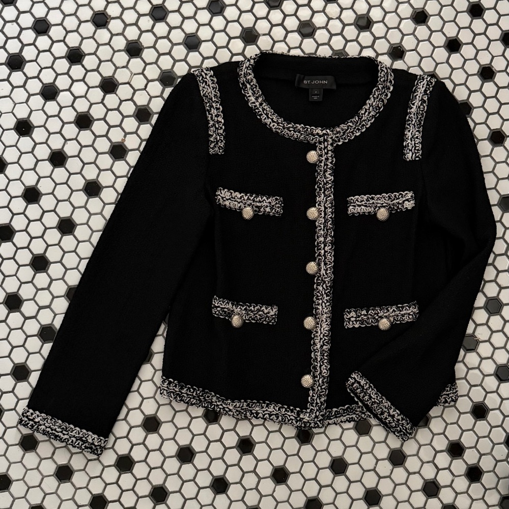 St John Boucle Black & White Sweater Jacket ~ Sz 2